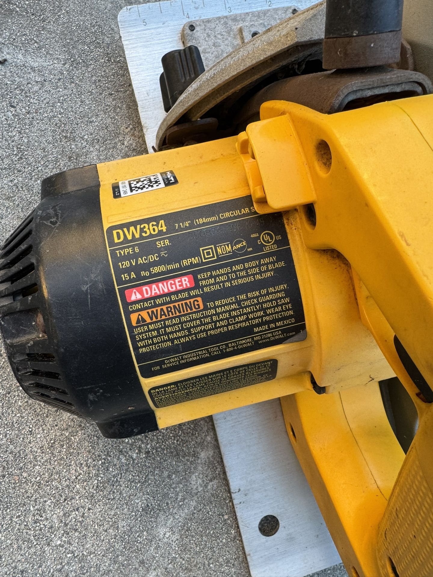 Dewalt Circular Saw