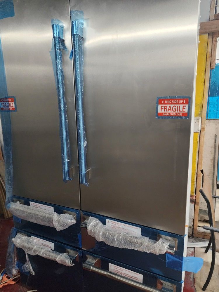 Refrigerator 48-inch Built-in Thermador