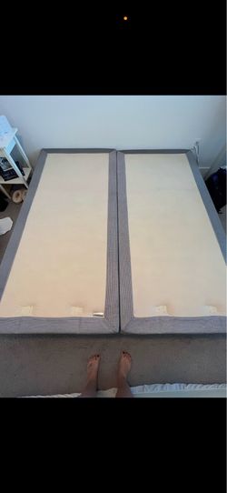 Ergomotion Split King Adjustable Bed Base w/ Massage & Zero Gravity