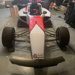 F 4