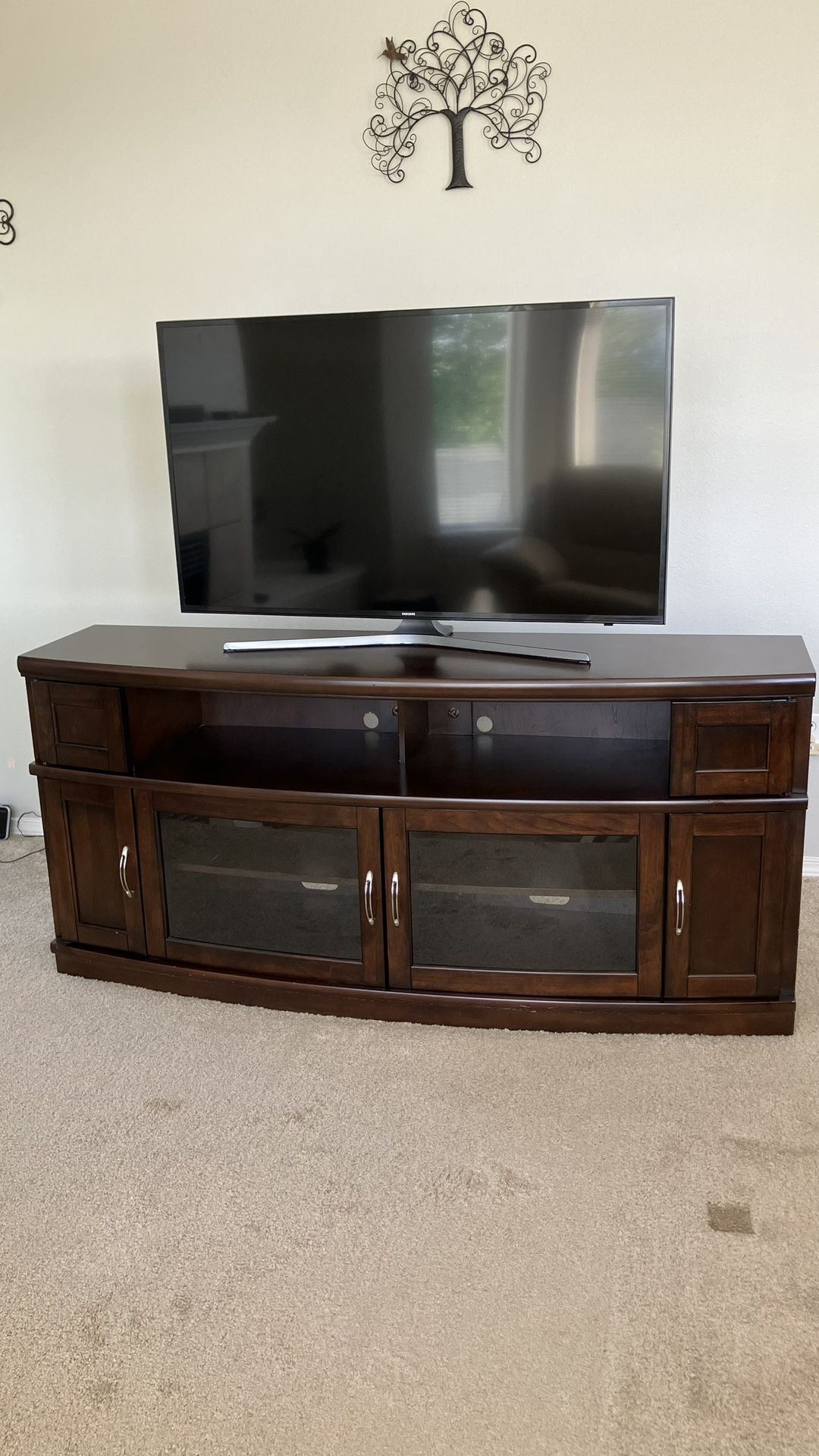 TV Entertainment Center 