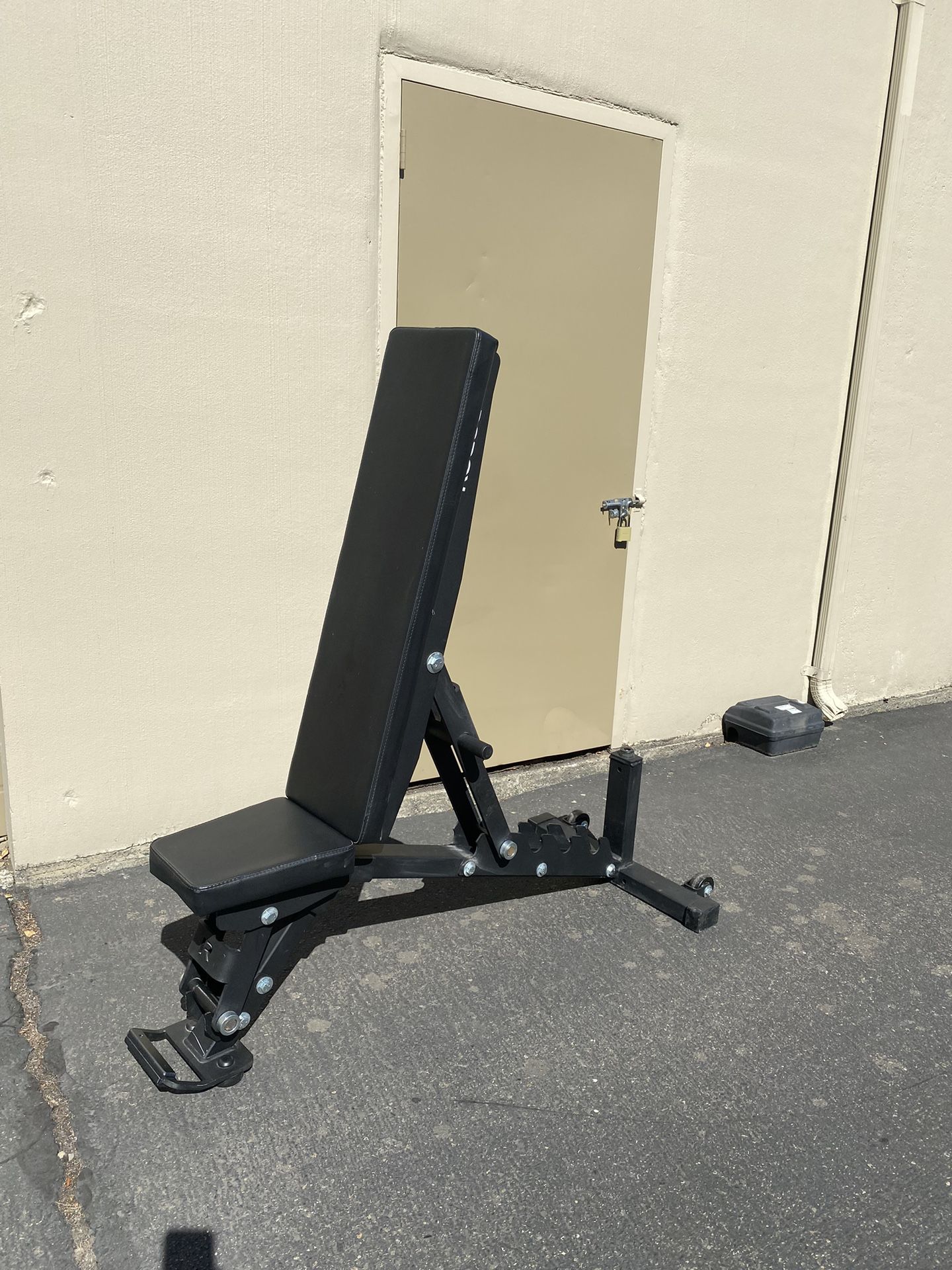 Rogue Weight Bench for Sale in Kent, WA OfferUp