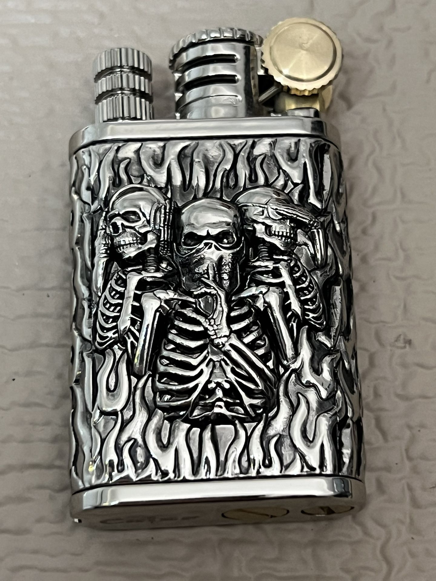 Lighter chief skull lighter