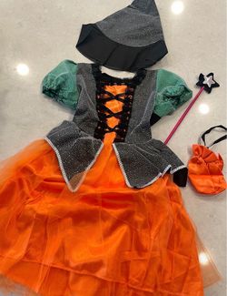 Girls Halloween Witch Costume Set size 7/8