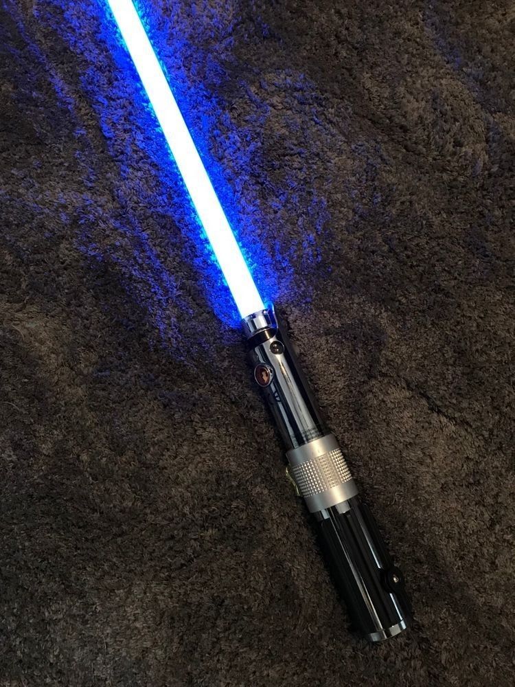 Star Wars Anakin Skywalker Force FX Lightsaber