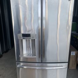 GE® ENERGY STAR® 22.1 Cu. Ft. Counter-Depth Fingerprint Resistant French-Door Refrigerator