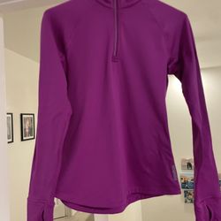Women’s Reebok Quarter Zip Size Small Magenta/purple 
