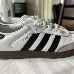 Sambas Adidas Sz 5 Excellent Condition!!