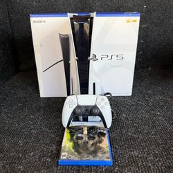 Ps5 slim disc w controller & game