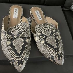 Mule Shoes