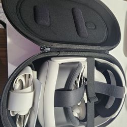BRAND NEW - Occulus 3 And New Case