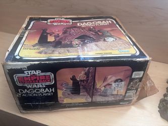 Star Wars the Empire Strikes Back Dagobah  action playset.