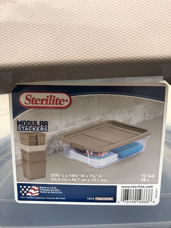 x Sterilite 10 L Stacker Box for Sale in Kirkland, WA