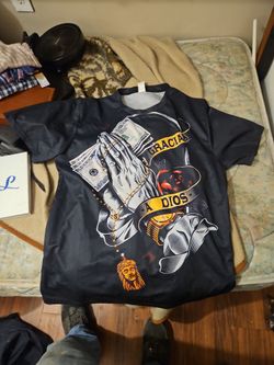 Custom tee