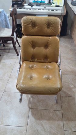 Jerry Johnson Mid Century chair