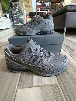 *RARE* Men's New Balance 1906R Shoes - Castlerock - Size 10