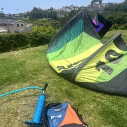 Kitesurfing Slingshot RPM 10M 