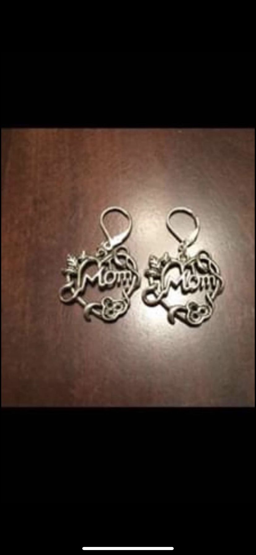 Mom And Grandma Gift! NEW Sterling Silver Dangle Earrings With Mom Heart Charms, Have Grandma Too