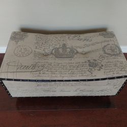 Small Storage Ottoman 