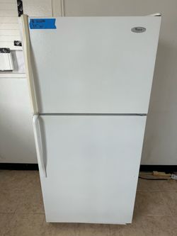 Whirlpool Top & Bottom 30” W Refrigerator