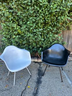 Authentic Vintage Herman Miller Eames Molded Shell Armchairs (DAX) - Pair