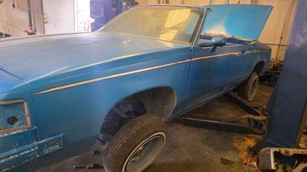 lowrider car