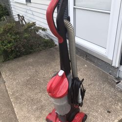 Very Nice High Powered Magalis Hyper Filter Vacuum With Attachments Only $30 Firm