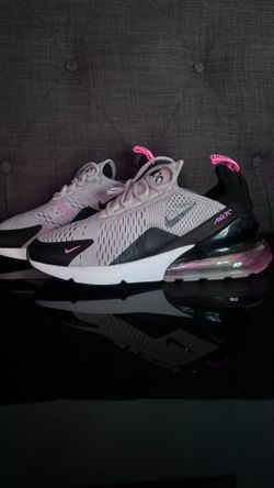 Nike 270