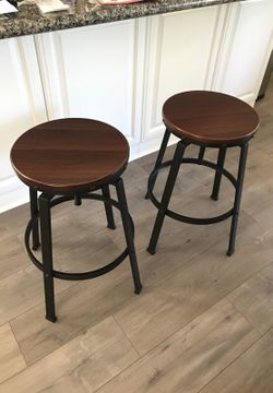Set of 2 Adjustable Bar Stools Lewiston Adjustable Swivel