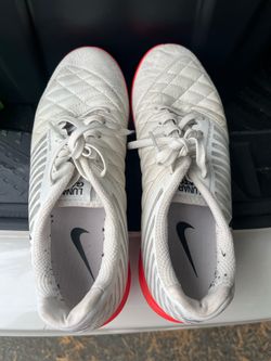 Nike Lunar Gato II Indoor (Size 8.5)