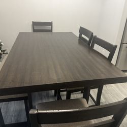 Dining Table & Chairs