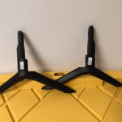 Samsung 65” Tv Stand 