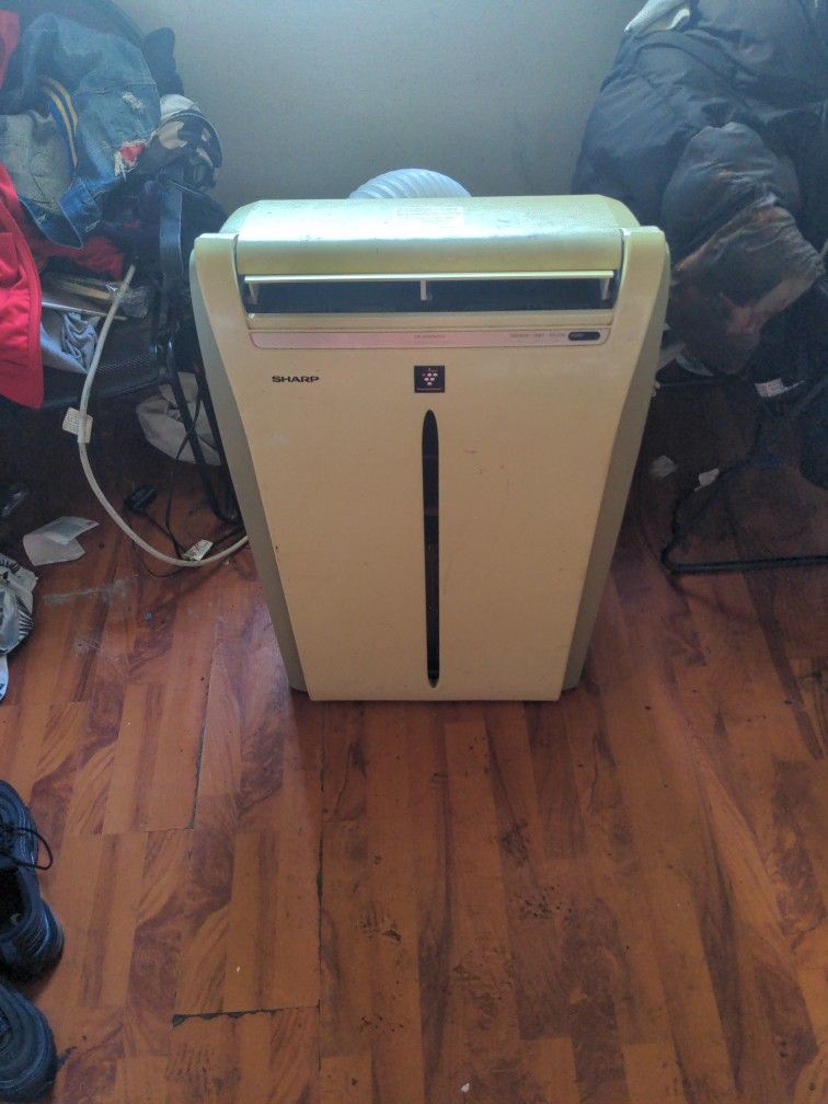 Sharp Ion Generator/ Air Conditioner