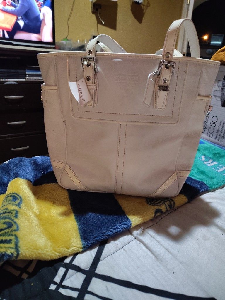 White Leather Coach Purse
