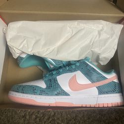 Nike Dunks Snake Skin 9.5