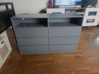 Drawer Dresser - Used in good condition