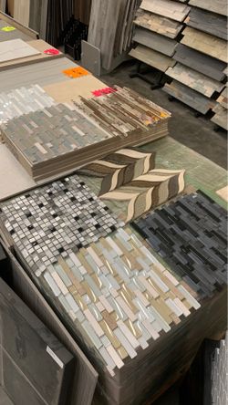 Mosaic backsplash