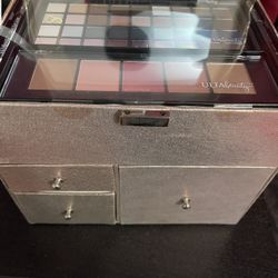 Make Up