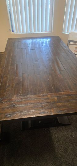 Dining room table