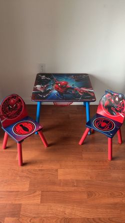 Moving sale spider man table and two chairs toddler