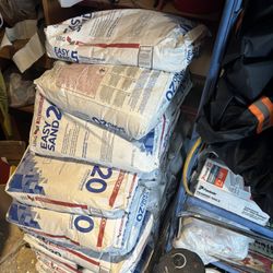 Plaster Dry Mix 18lb Each Bag 8 Dollars 