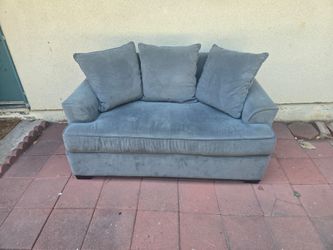 Love seat