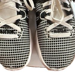 Nike LeBron Witness 7 VII White Black Basketball Shoes DM1123-100 Men's Size 7.5