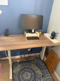 Standing desk