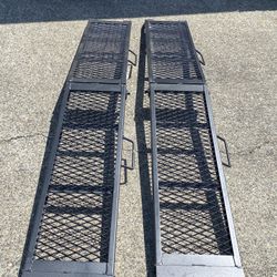 Folding Loading Ramps