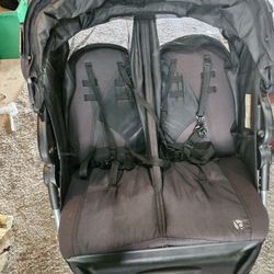 BABY TREND- EXPEDITION EX DOUBLE JOGGER 