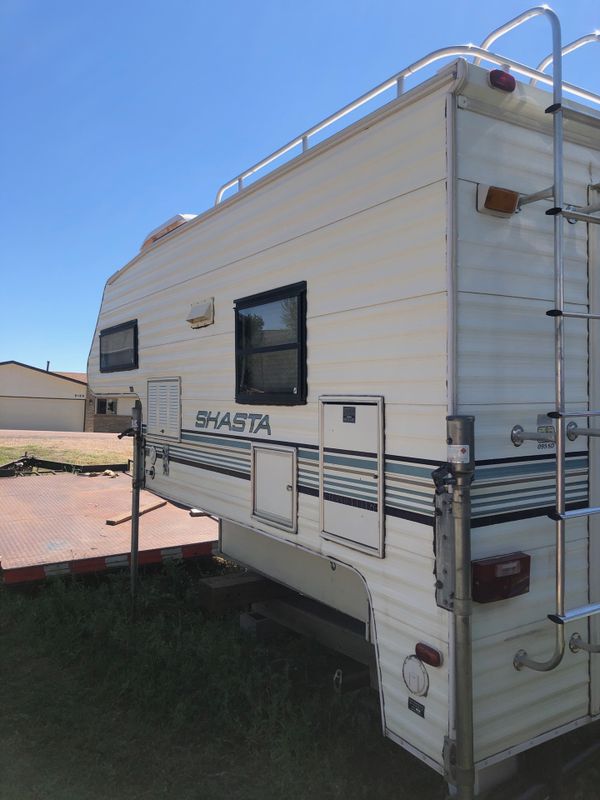 Cabover Truck Camper for Sale in Colorado Springs, CO - OfferUp