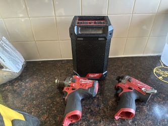 Milwaukee M12