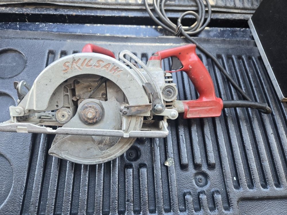 Mag 77 Skilsaw