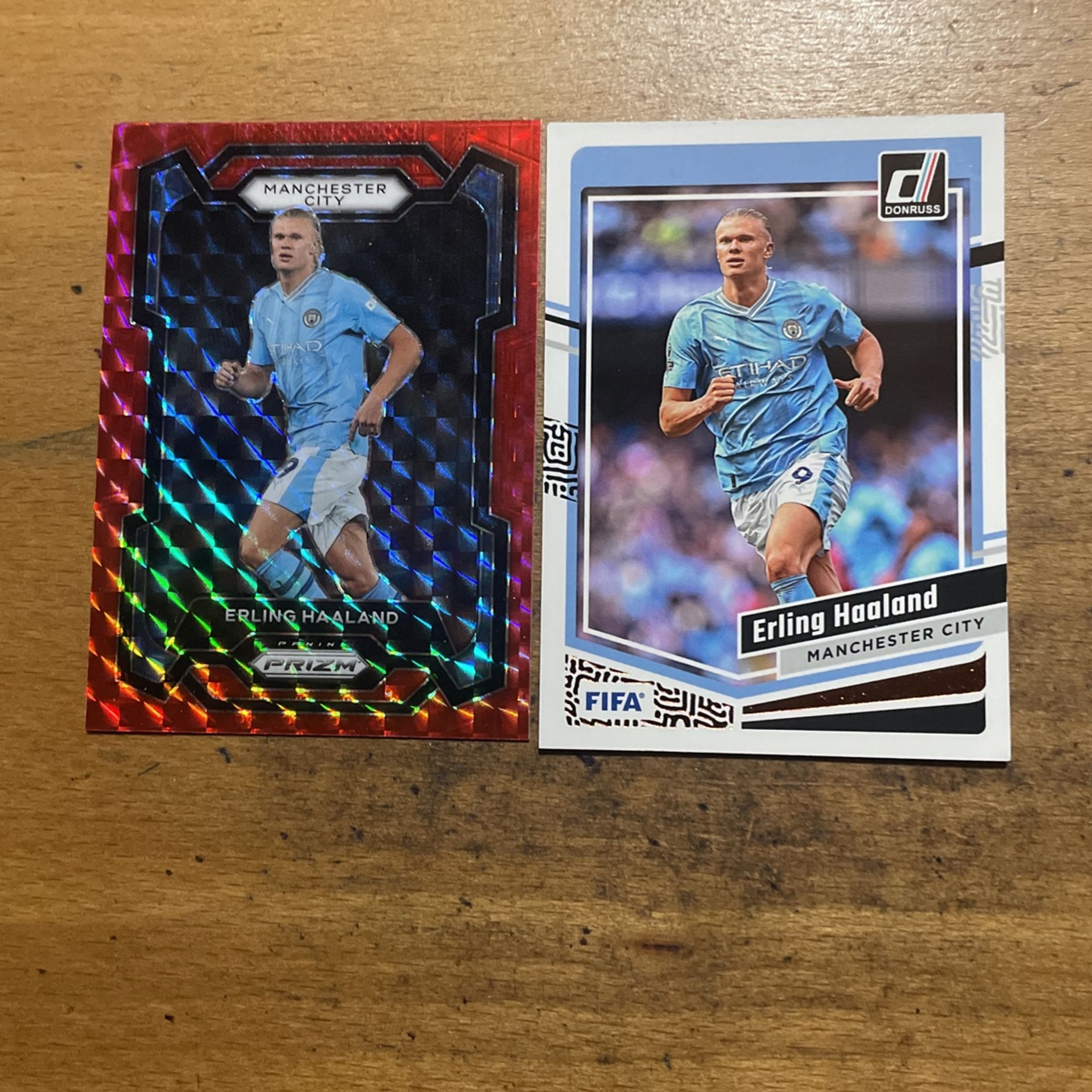 ERLING HAALAND 2 CARD LOT 